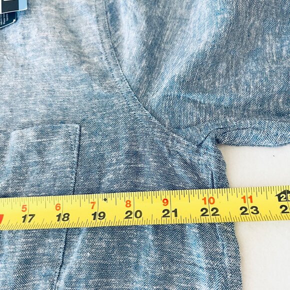 Gap Women Linen Blend Button Down Blue Chambray Shirt Size Large Long Sleeve NWT - Picture 10 of 11